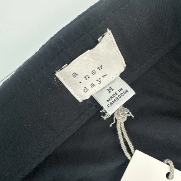 NWT A New Day Women's Sz M Midi Ruched Knit Asymmetrical Black Skirt - Picture 7 of 9